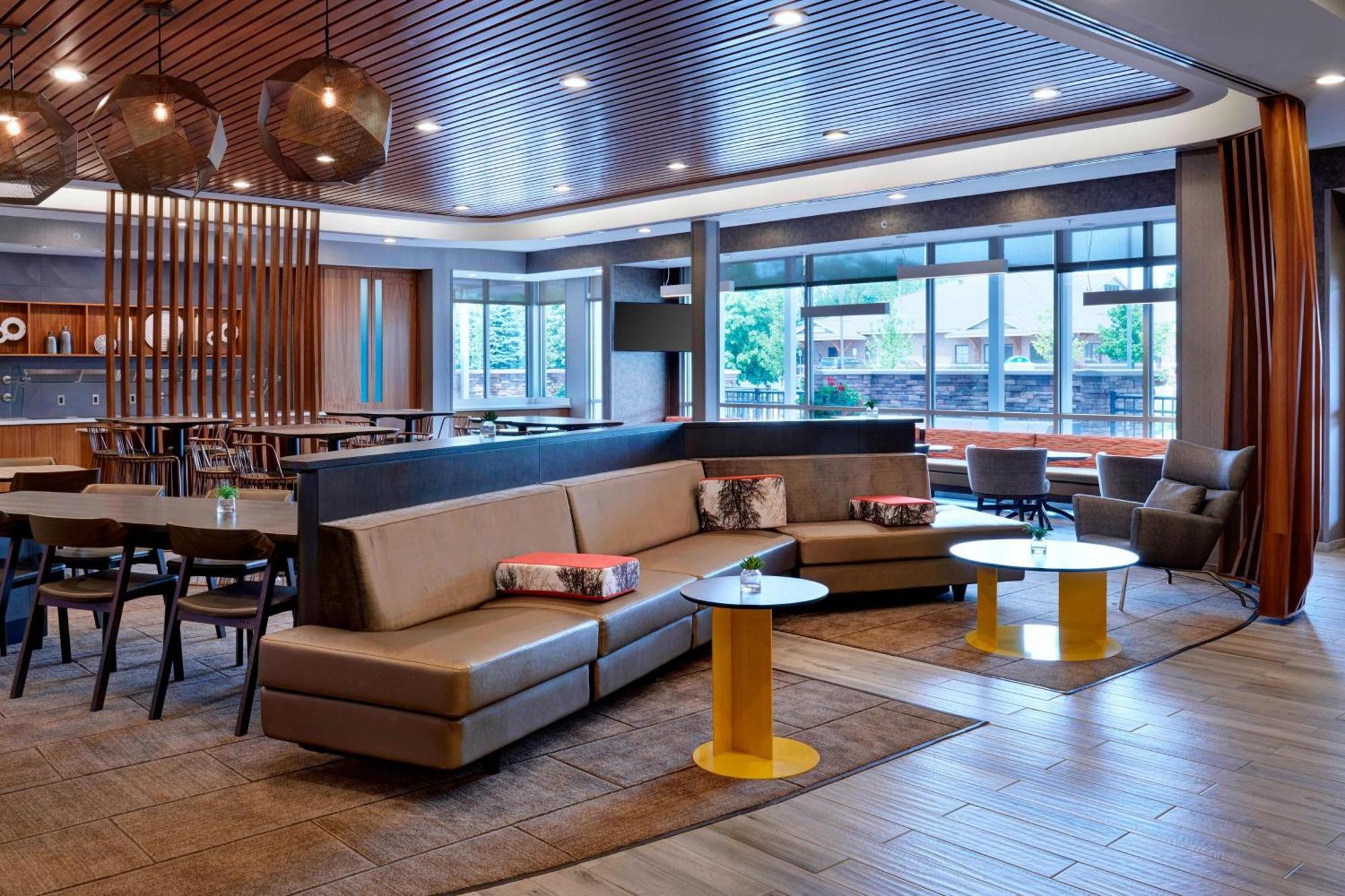 גרנדוויל Springhill Suites By Marriott Grand Rapids West מראה חיצוני תמונה