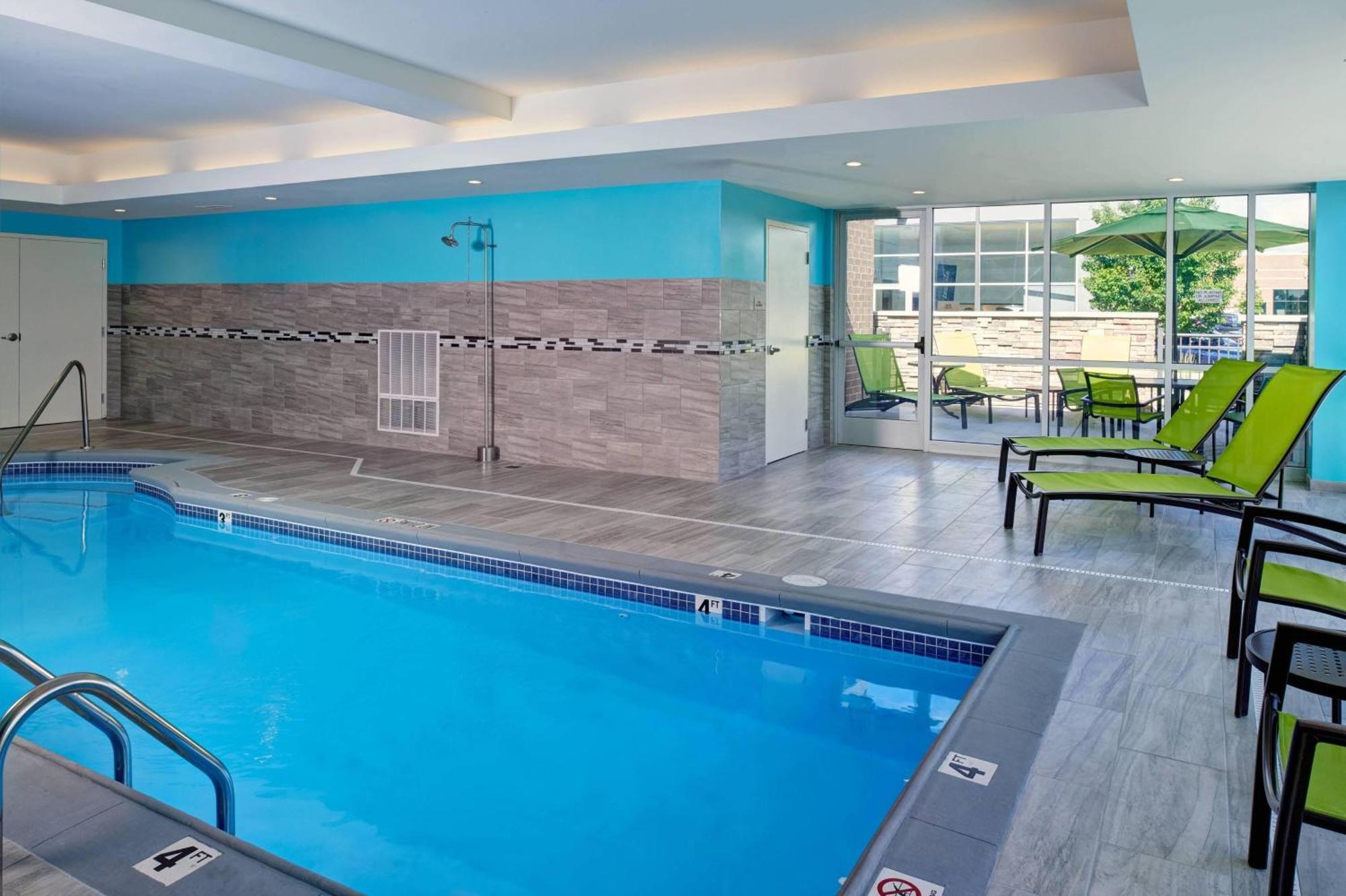 גרנדוויל Springhill Suites By Marriott Grand Rapids West מראה חיצוני תמונה